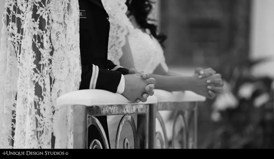 MIAMI WEDDING PHOTOGRAPHERS-WEDDING PHOTOGRAPHY-UNIQUE-ENGAGED-GETTING MARRIED-ENGAGEMENT-WEST PALM PHOTOGRAPHERS-NEW YORK PHOTOGRAPHERS-Alfred I Dupont building-49