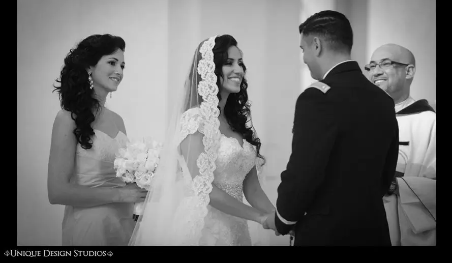 MIAMI WEDDING PHOTOGRAPHERS-WEDDING PHOTOGRAPHY-UNIQUE-ENGAGED-GETTING MARRIED-ENGAGEMENT-WEST PALM PHOTOGRAPHERS-NEW YORK PHOTOGRAPHERS-Alfred I Dupont building-51