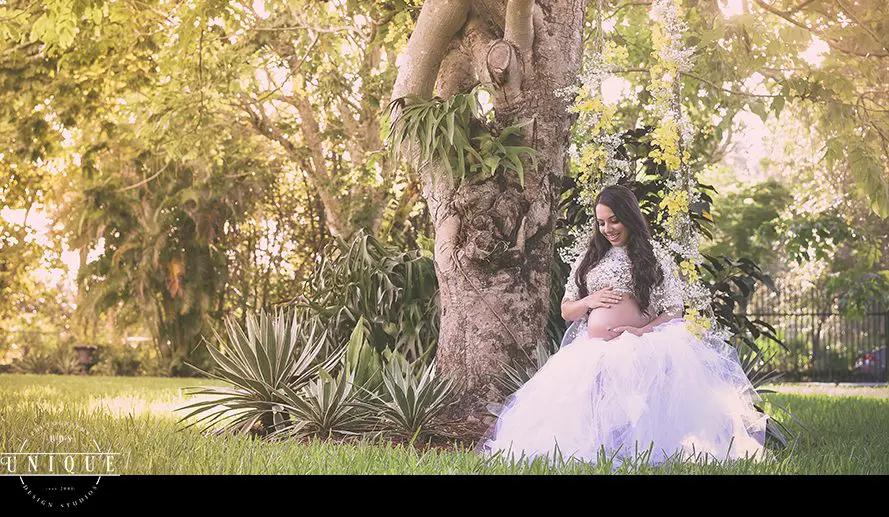 Maternity-mommy to be-baby bump-UDS-Unique Design Studios-UDS Photo-2