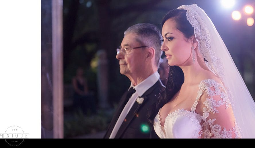 MIAMI WEDDING PHOTOGRAPHY-WEDDING PHOTOGRAPHER-VIZCAYA-BRIDE-GROOM-ENGAGED-44
