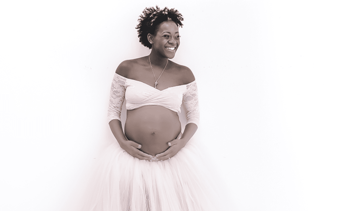 Maternity Photography | Miami Maternity Photographer | Milk Bath